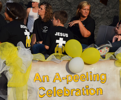 A float in the 2014 Banana Festival parade, Fulton KY - S. Fulton, TN