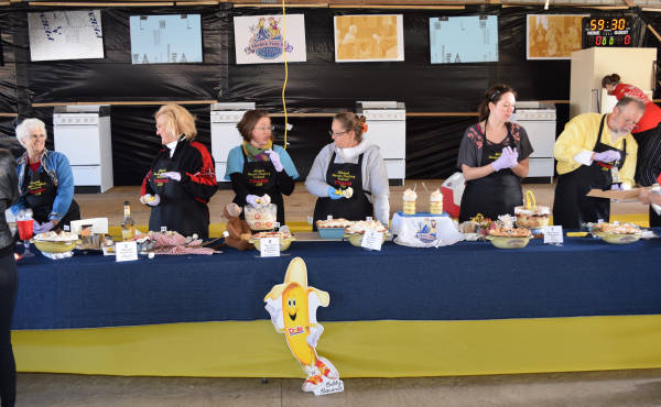 Contestants ready for the 2014 'Best Banana Pudding' competition.